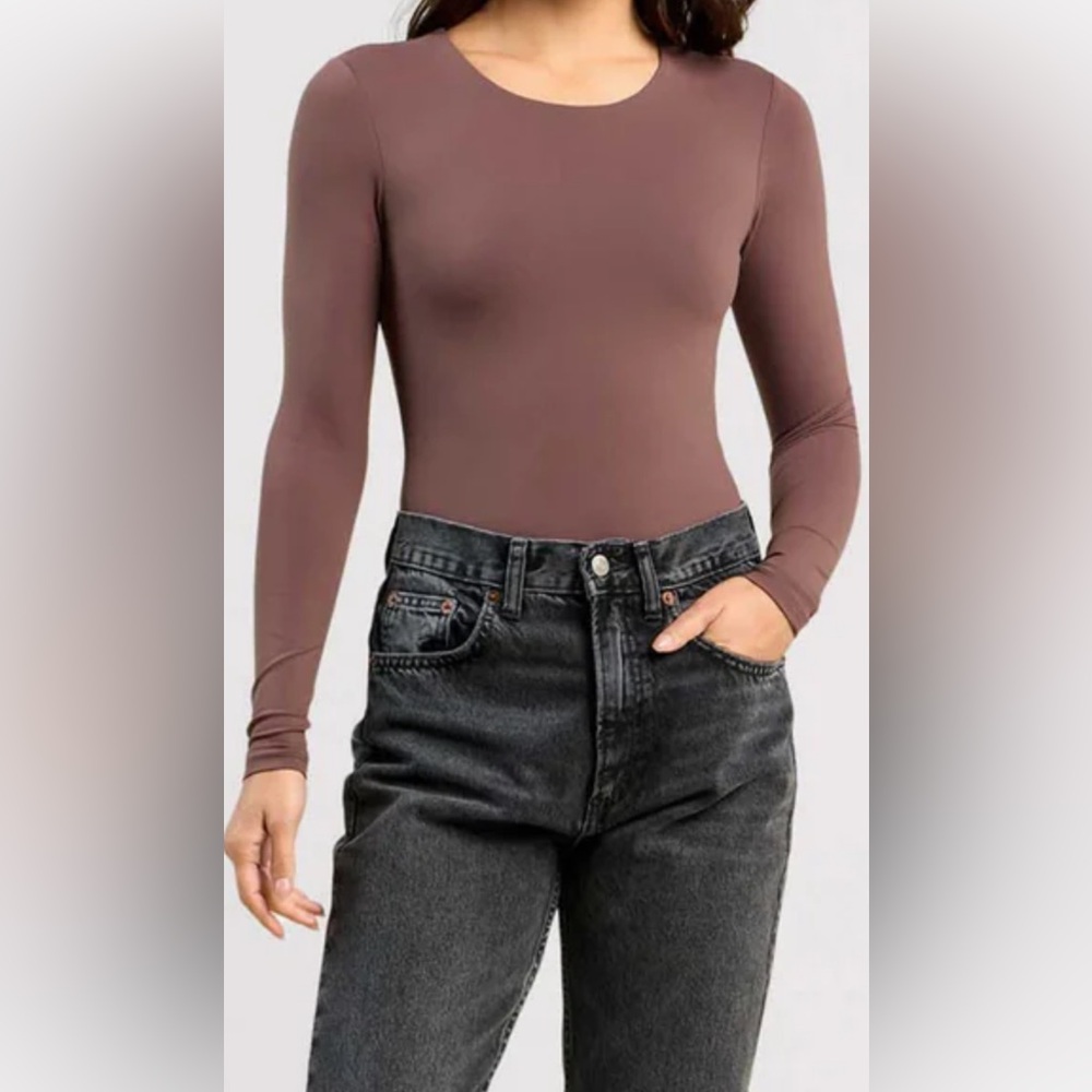 nuuds Long Sleeve Bodysuit in Coffee